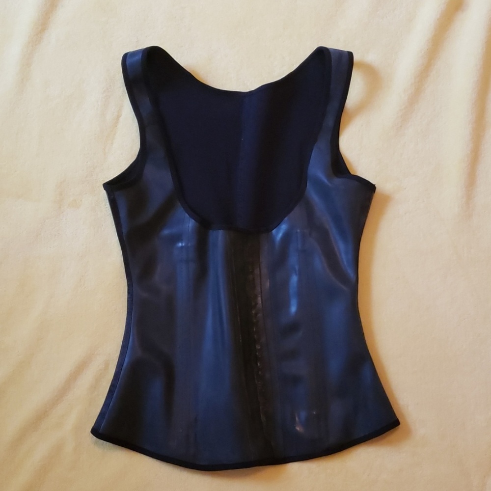 Shape wear/ waist trainer